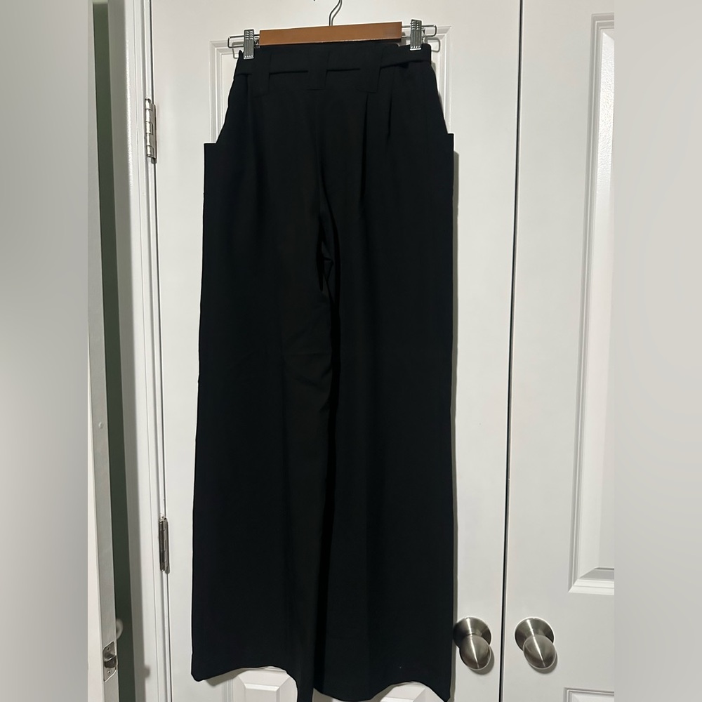 Drew Wide Legged Pants Size 2 - Picture 2 of 2